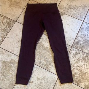 Lululemon size 6 workout pants